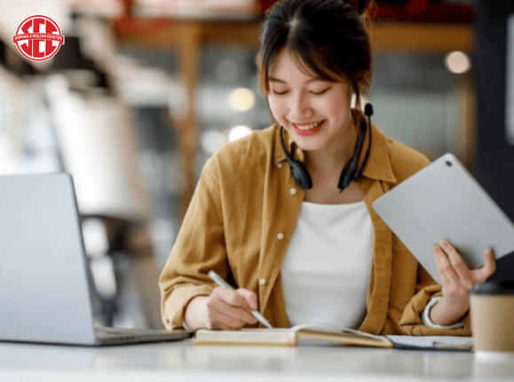 Tự Học Tiếng Anh Ở Nhà: Ưu Điểm Và Những Cạm Bẫy